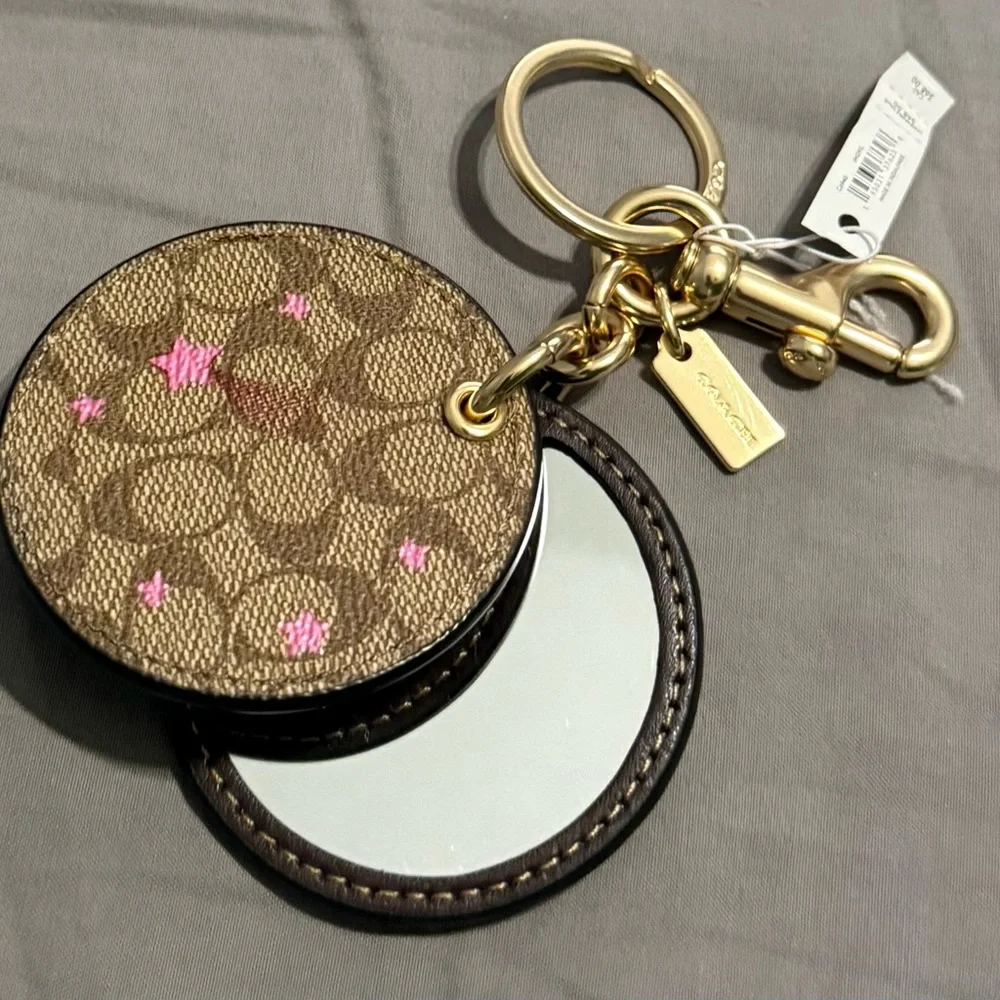 Coach- NWT charm/key chain